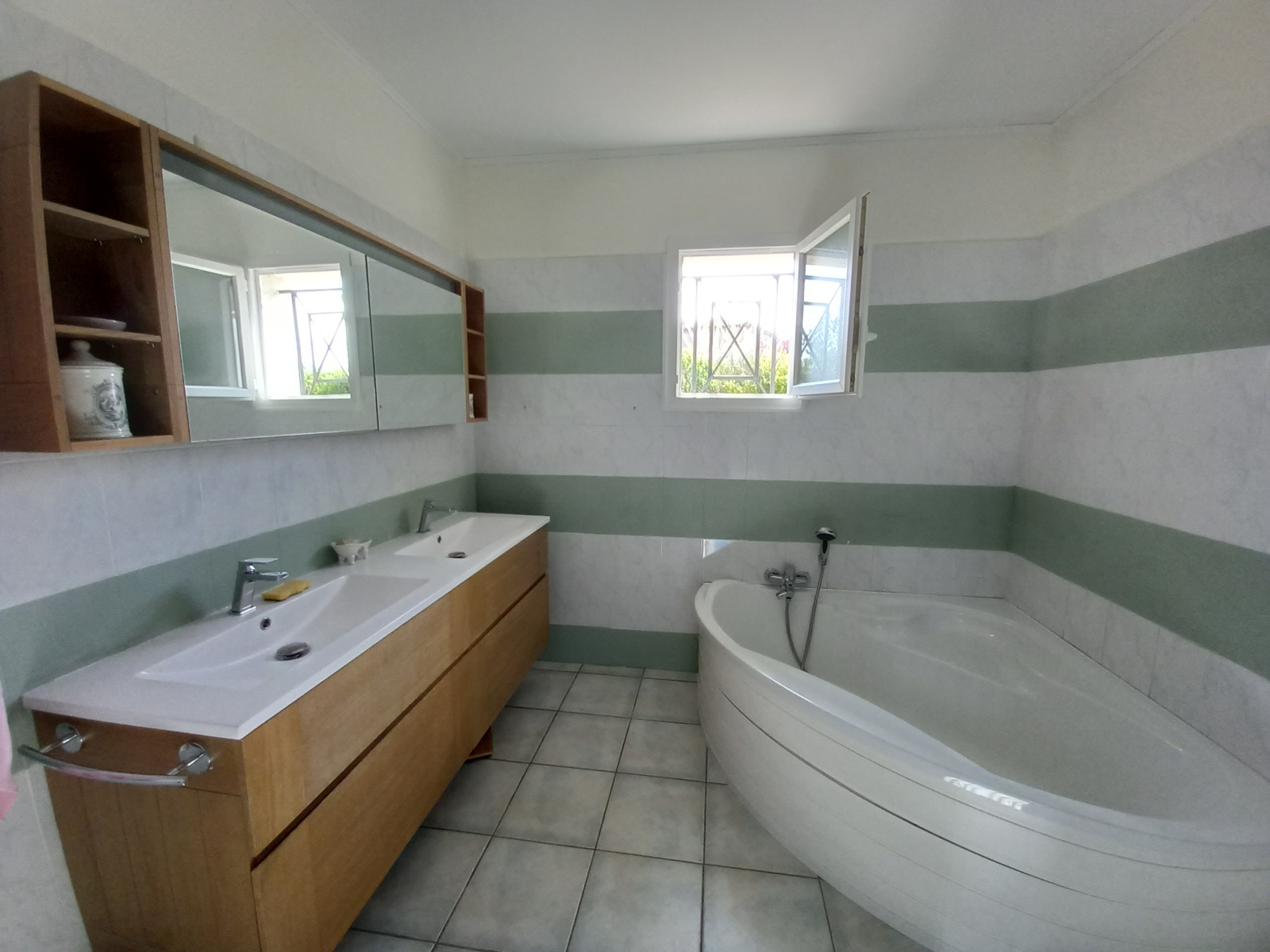 Image_8, Villa, L'Isle-Jourdain, ref :1109