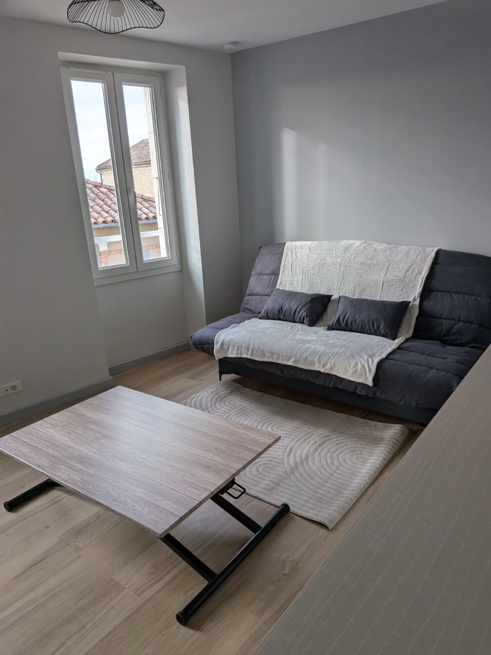 Image_1, Studio, Mauvezin, ref :1142