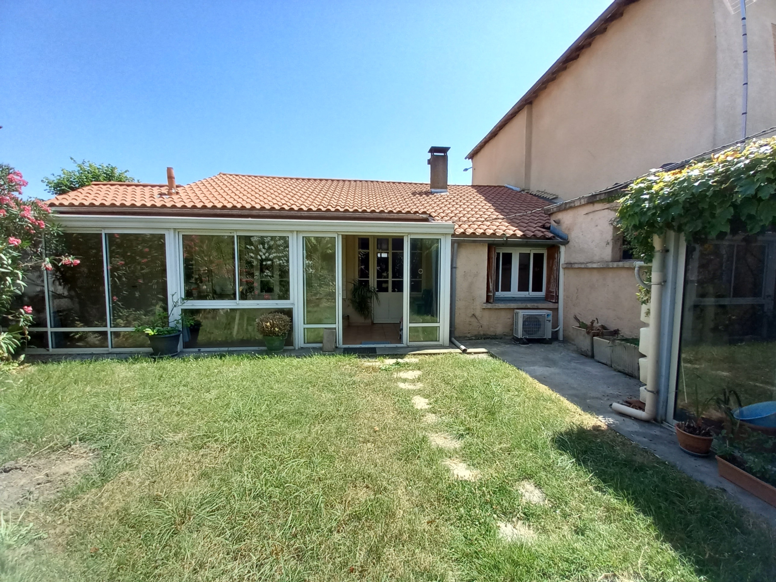 Image_2, Maison de village, L'Isle-Jourdain, ref :1127